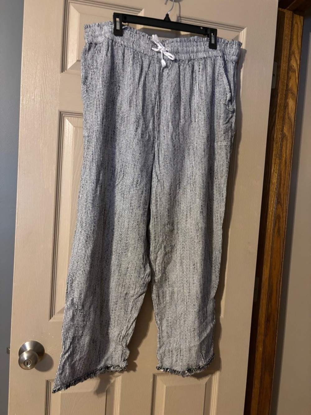 aerie Women’s  Lightweight Drawstring Pants- Blue & White Stripe